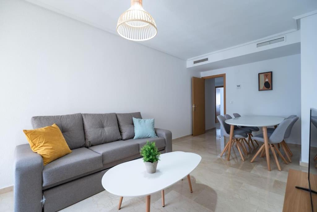 Amplio Apartamento 2 Dormitorios Cerca De La Playa Alicante Exteriér fotografie