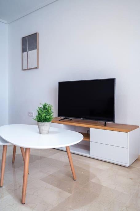 Amplio Apartamento 2 Dormitorios Cerca De La Playa Alicante Exteriér fotografie